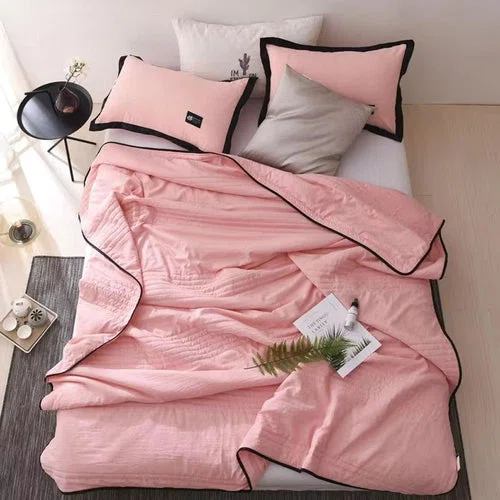 Cooling Blanket Lightweight Bed Cover Breathable Blanket
